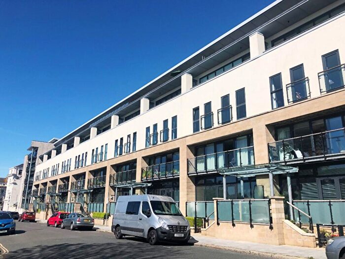 2 Bedroom Flat To Rent In Grande Hotel Road, The Hoe, Plymouth, PL1