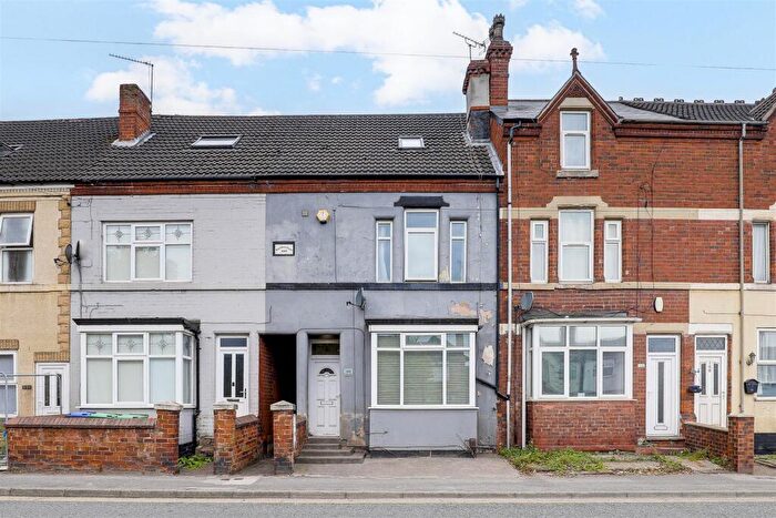 5 Bedroom Terraced House For Sale In Portland Road, Hucknall, Nottinghamshire, NG15