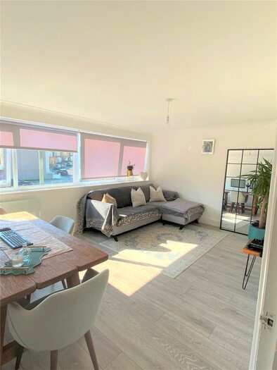 1 Bedroom Flat To Rent In Wessex Court, Beckenham Road, Beckenham, Kent, BR3