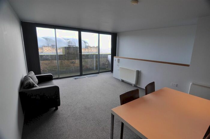 2 Bedroom Flat To Rent In Lister Mills, Lily Croft Road, Bradford, BD9
