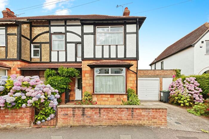 3 Bedroom Semi-Detached House For Sale In Cromwell Road, Canterbury, Kent, CT1