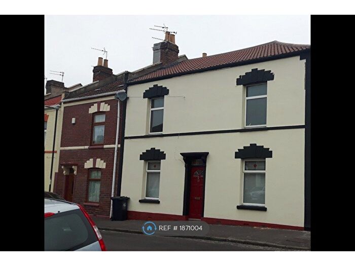 3 Bedroom Terraced House To Rent In Redfield, Bristol, BS5