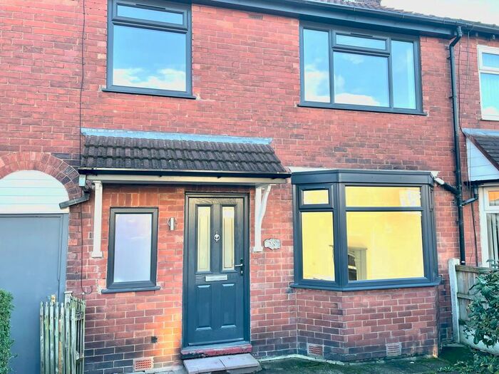 3 Bedroom Terraced House To Rent In Beechfield Avenue, Little Hulton, Manchester, M38