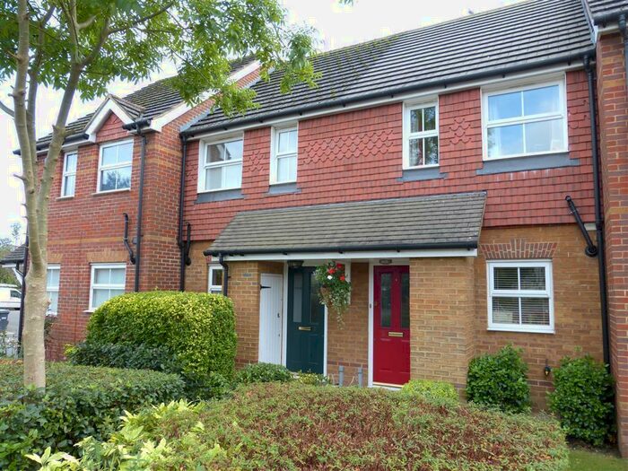 2 Bedroom Terraced House To Rent In Shire Place, Redhill, RH1