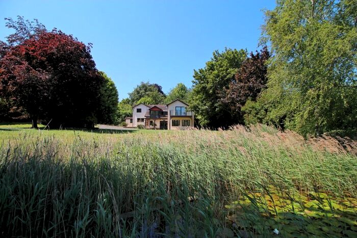 4 Bedroom Detached House For Sale In Welland Bank, Deeping St James, PE6