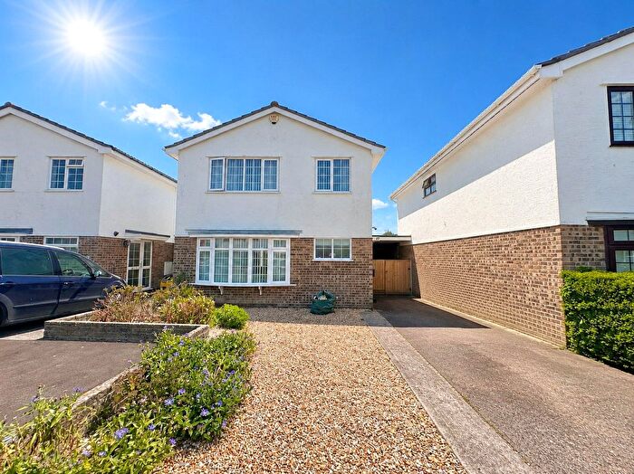 3 Bedroom Detached House For Sale In Holm Close, Burnham-On-Sea, TA8