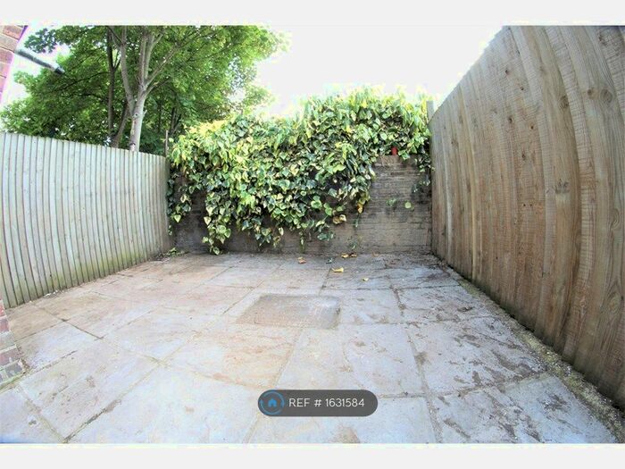 1 Bedroom Flat To Rent In Hackney, London, E9