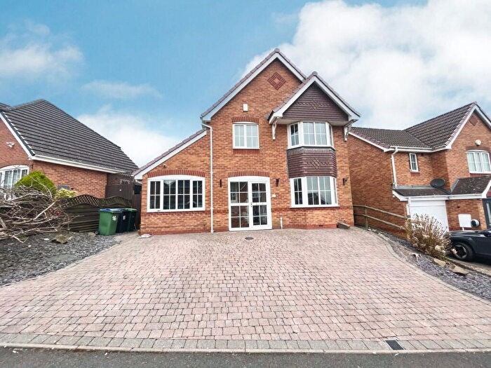 4 Bedroom Detached House For Sale In Mallen Drive, Tividale, Oldbury., B69