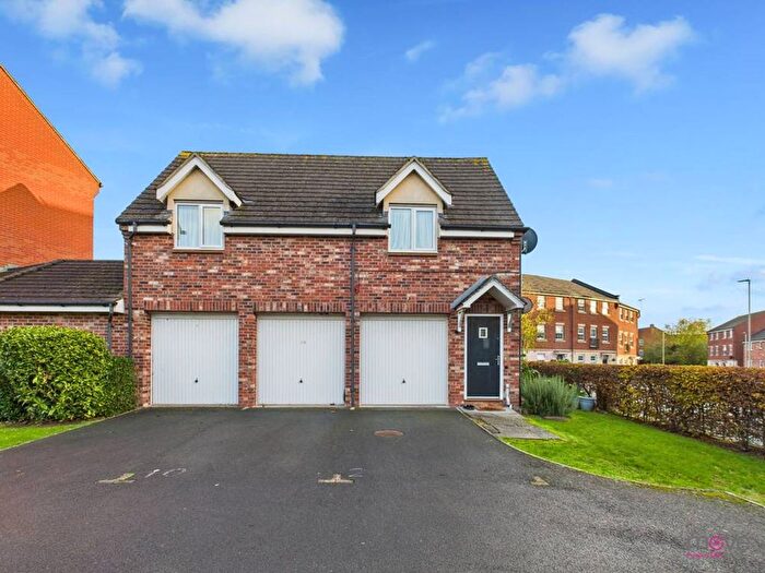 2 Bedroom Property To Rent In Daniels Meadow, Tuffley, GL4