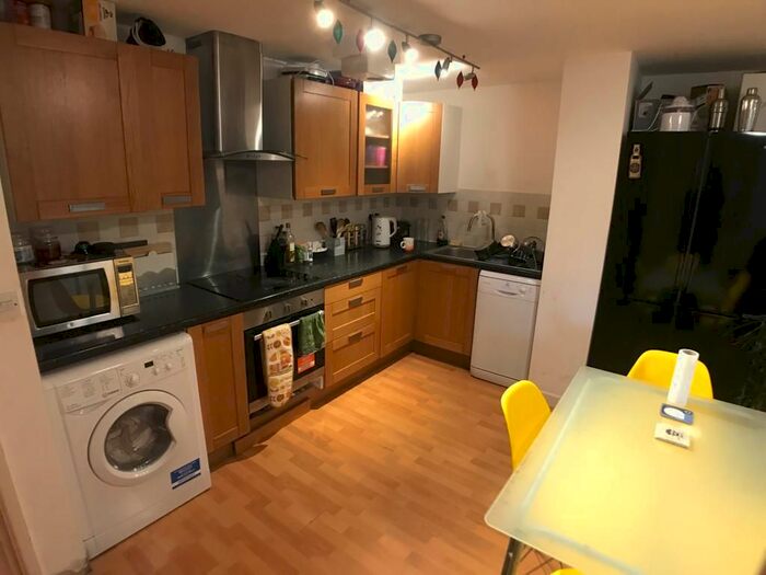 3 Bedroom Flat To Rent In Alan Road, Withington, Manchester, M20