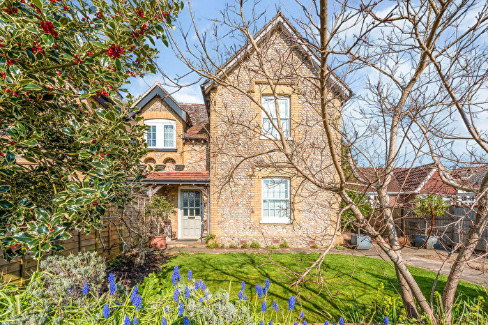 3 Bedroom Semi-Detached House For Sale In Southleigh Road, Emsworth, PO10