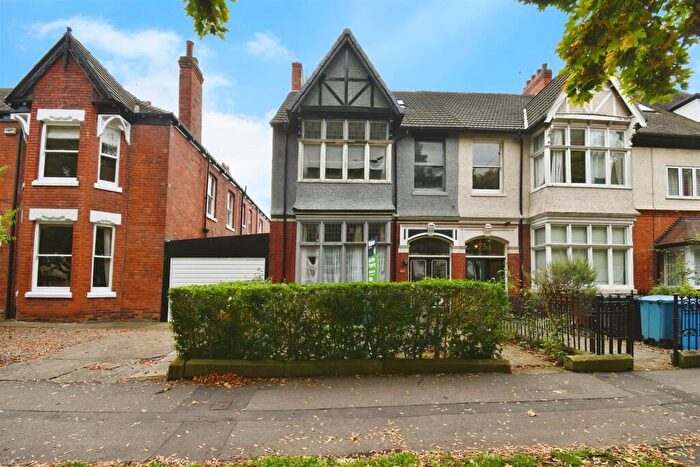 5 Bedroom End Of Terrace House For Sale In Westbourne Avenue, Hull, HU5