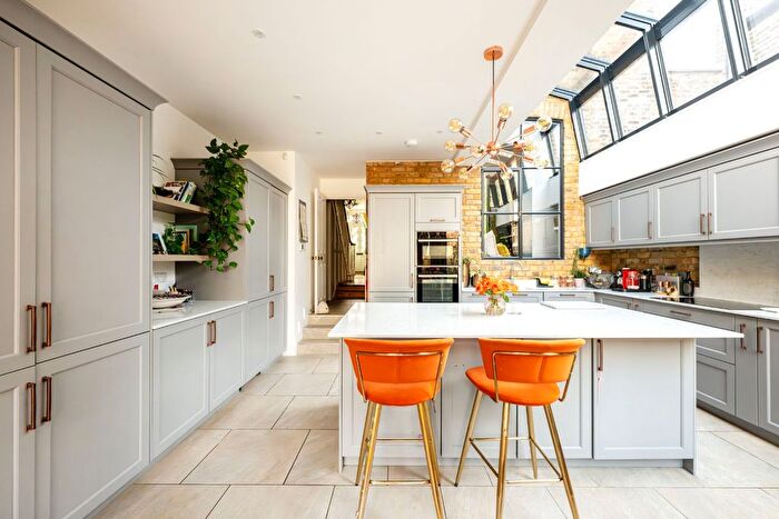 4 Bedroom Terraced House For Sale In Dyne Road, London, NW6