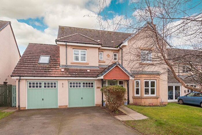 4 Bedroom Detached House For Sale In Kellie Place, Dunbar, EH42