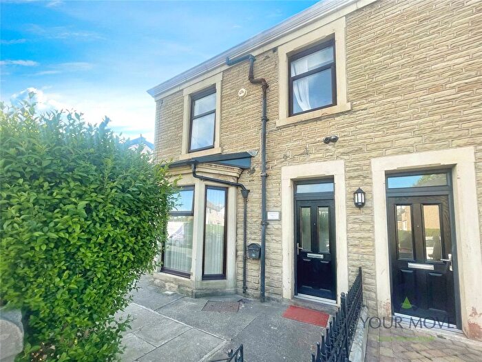 3 Bedroom Semi-Detached House To Rent In Greenhead Avenue, Blackburn, Lancashire, BB1