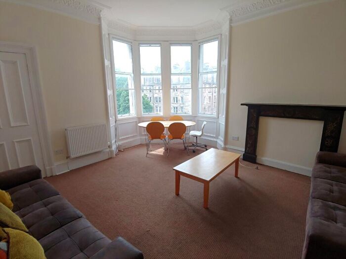 5 Bedroom Flat To Rent In Bruntsfield Place, Edinburgh, EH10