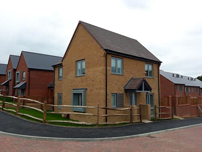 3 Bedroom Detached House To Rent In Elder Close, Southampton, Hampshire, SO30