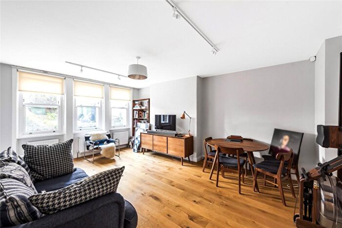 1 Bedroom Apartment To Rent In Birchington Road, North Maida Vale, London, NW6