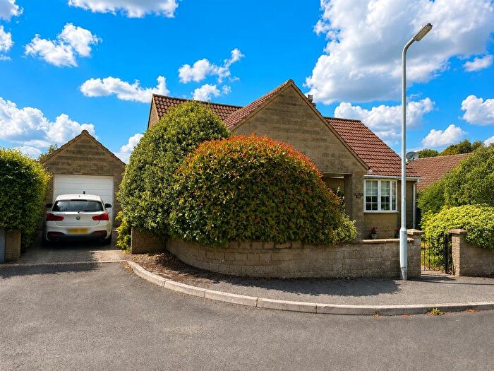 3 Bedroom Detached Bungalow For Sale In Packers Way, Misterton, Crewkerne, TA18