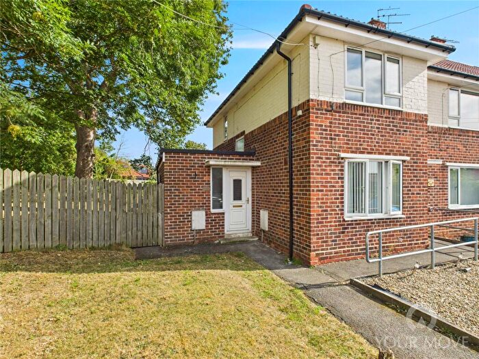 2 Bedroom Flat To Rent In Welbeck Avenue, Darlington, Durham, DL1