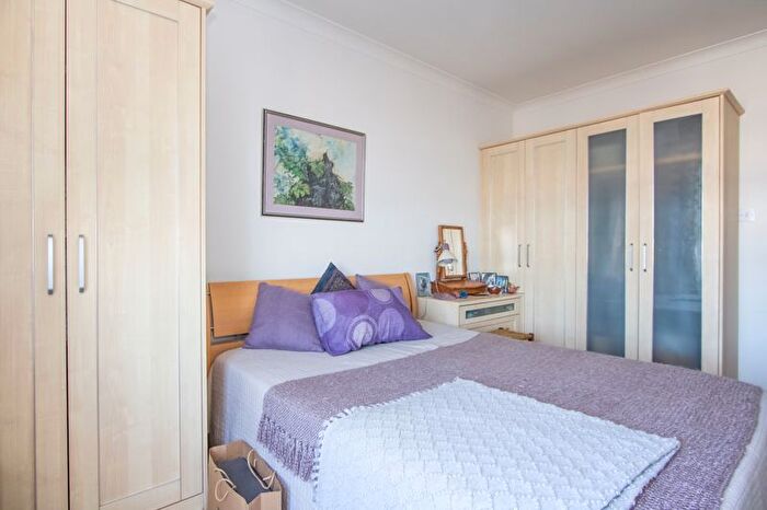 1 Bedroom Flat To Rent In John Batchelor Way, Penarth, CF64