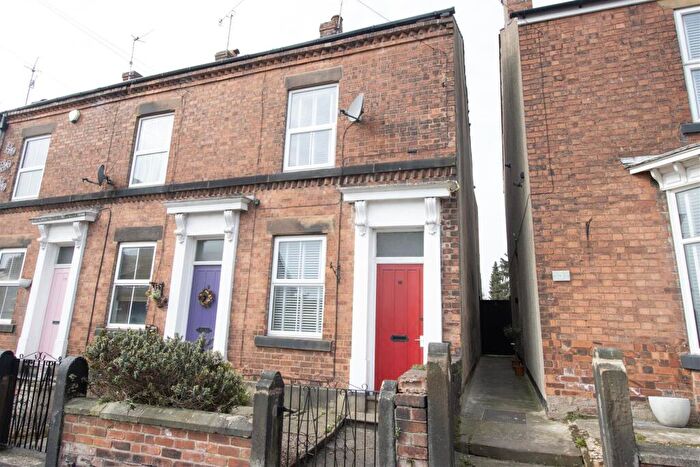3 Bedroom Terraced House For Sale In St. Thomas Street, Brampton, Chesterfield, S40