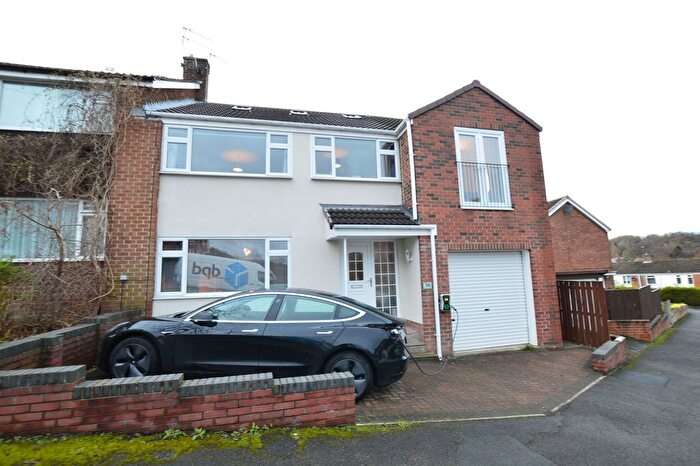 4 Bedroom Semi Detached House To Rent In Wearside Drive, Durham, DH1