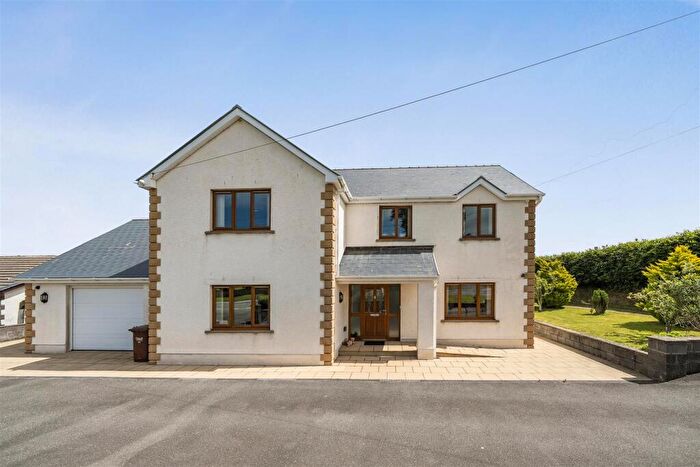 4 Bedroom Smallholding For Sale In Pentre'r Bryn, Llandysul, SA44