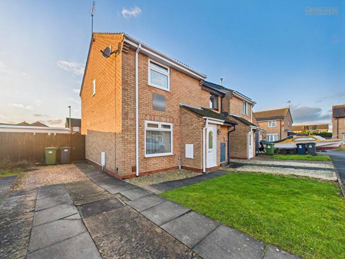 3 Bedroom Semi-Detached House For Sale In Elm Close, Yaxley, Peterborough, PE7