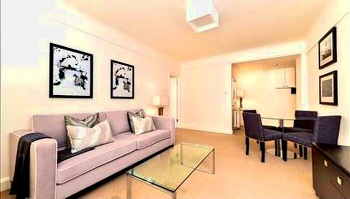 2 Bedroom Flat To Rent In Fulham Road, London, SW3
