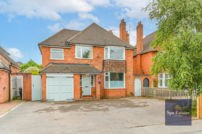 4 Bedroom Detached House For Sale In Woodfield Road, Solihull, B91