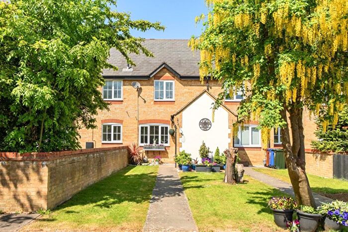 2 Bedroom Terraced House For Sale In Banbury, Oxfordshire, OX16