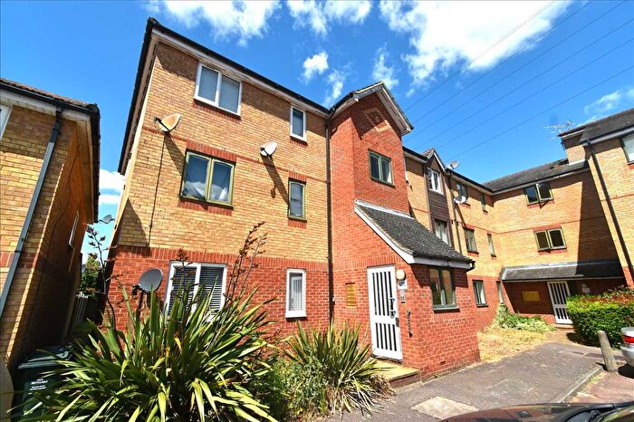 2 Bedroom Flat To Rent In Salmon Road, Dartford, DA1