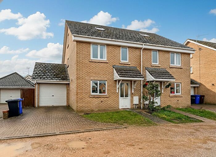 3 Bedroom End Of Terrace House To Rent In Saxon Gate, Holywell Row, IP28