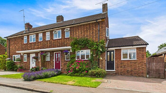 3 Bedroom Semi Detached House For Sale In Candlemas Mead, Beaconsfield, Buckinghamshire, HP9