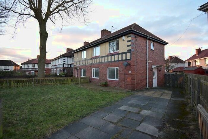3 Bedroom Semi-Detached House To Rent In Musgrave Gardens, Durham, DH1
