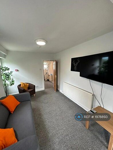 6 Bedroom Semi-Detached House To Rent In Scarisbrick Street, Ormskirk, L39