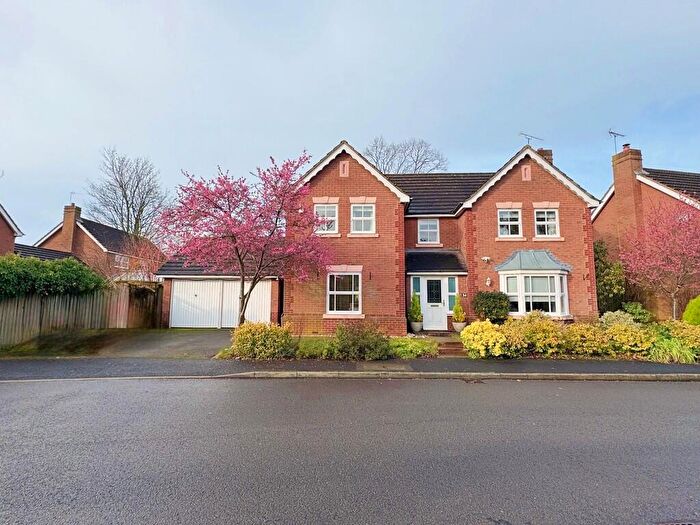 4 Bedroom Detached House For Sale In Swift Close, Kenilworth, CV8