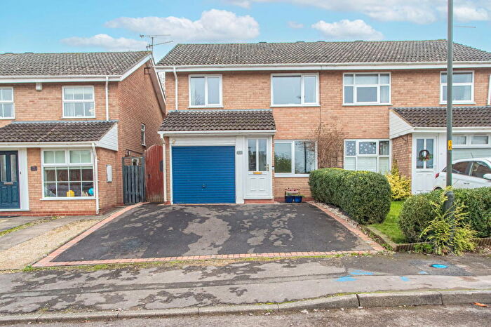3 Bedroom Semi-Detached House For Sale In Bearlands, Wotton-under-Edge, GL12