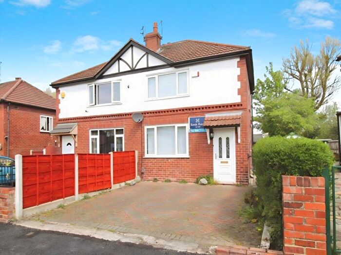 2 Bedroom Semi Detached House For Sale In Fovant Crescent, Reddish, Stockport, Cheshire, SK5
