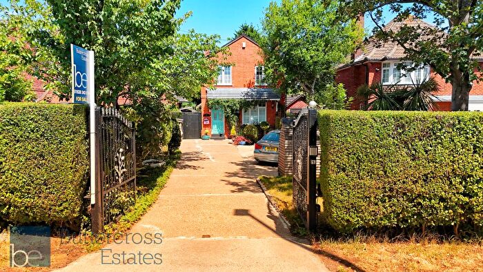 3 Bedroom Detached House For Sale In Beacon Hill Road, Newark, NG24