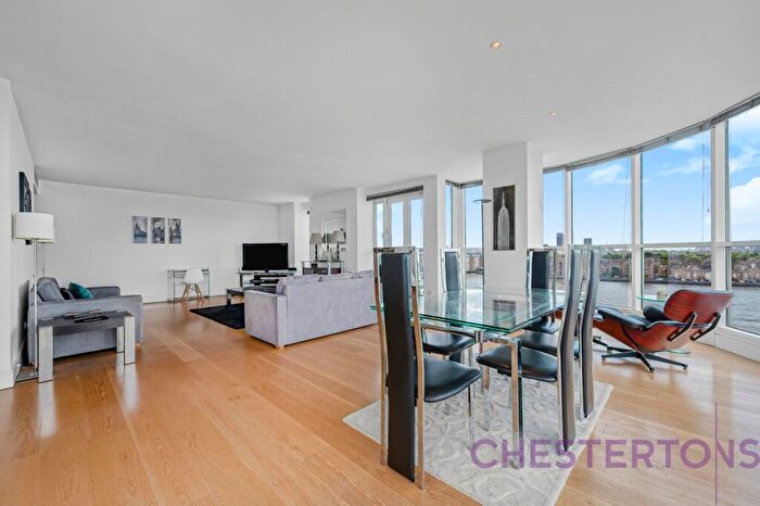 2 Bedroom Flat To Rent In Belgrave Court, Westferry Circus, E14