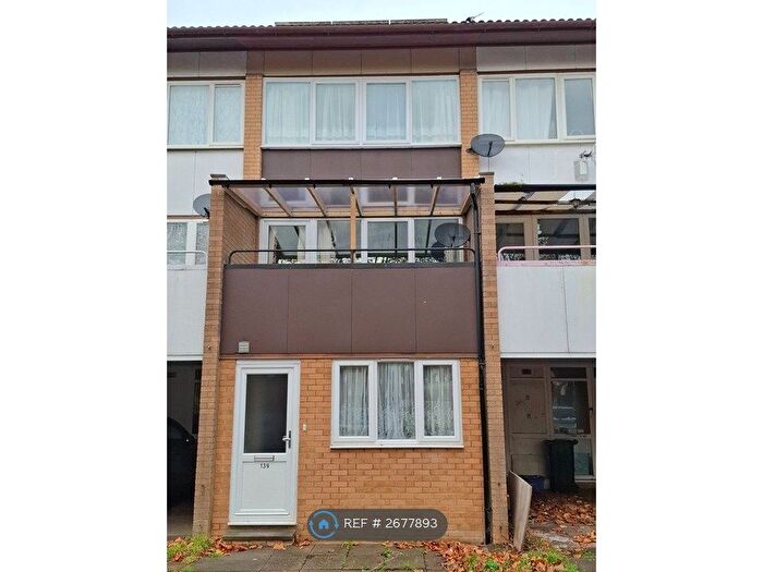 4 Bedroom Terraced House To Rent In Fishermead Boulevard, Fishermead, Milton Keynes, MK6