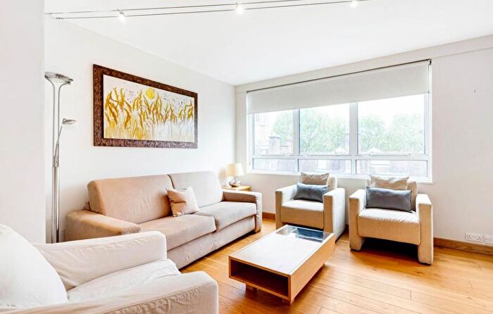 1 Bedroom Apartment To Rent In St. Johns Wood Road, St John's Wood, London, NW8