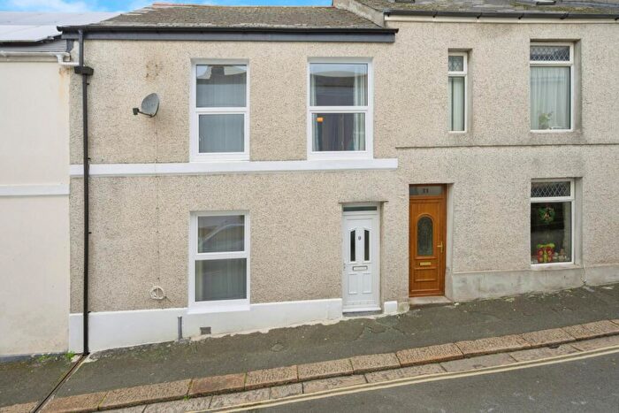 3 Bedroom Terraced House For Sale In Chedworth Street, Plymouth, Devon, PL4