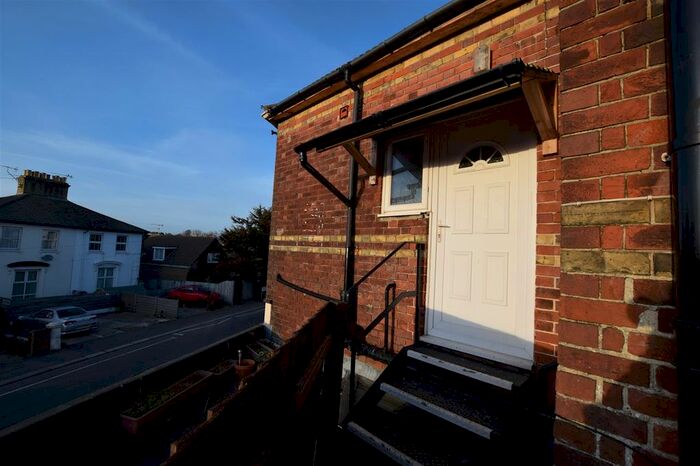 1 Bedroom Flat To Rent In Old London Road, Hastings, TN35