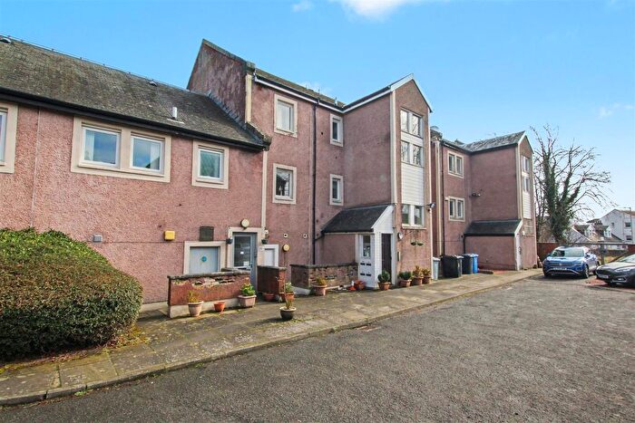 1 Bedroom Flat For Sale In St. Vincent Place, Lanark, ML11