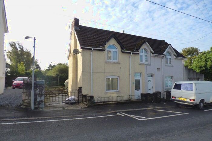 3 Bedroom Semi-Detached House To Rent In Iscoed Road, Hendy, Pontaddulais, Pontaddulais, SA4