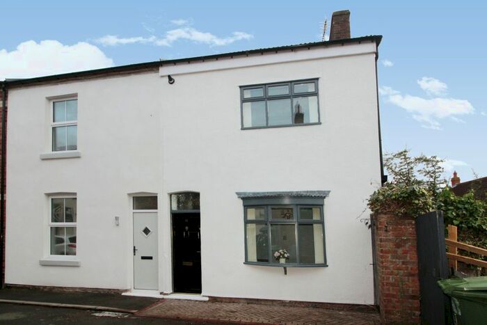 2 Bedroom End Of Terrace House For Sale In Bradleys Terrace, Great Ayton, Middlesbrough, TS9