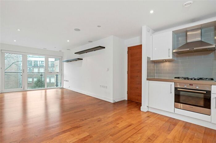 2 Bedroom Apartment To Rent In Clerkenwell Road, Clerkenwell, London, EC1M